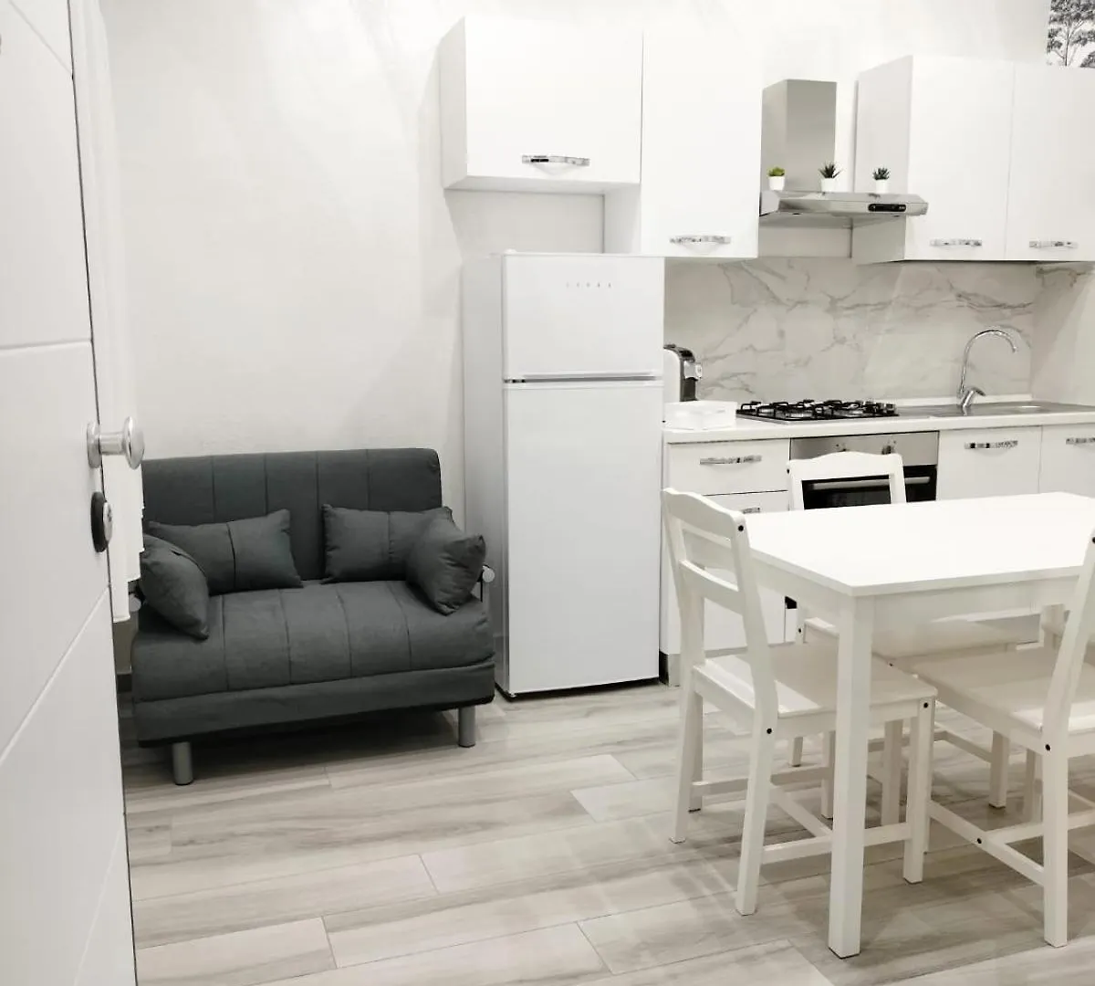 Apartment Le Roche Noir Appartamento 11 Catania